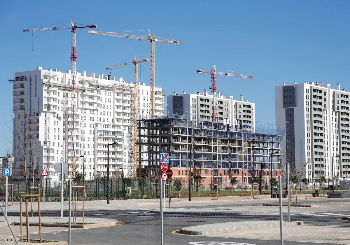 Construcción de viviendas en Valencia.