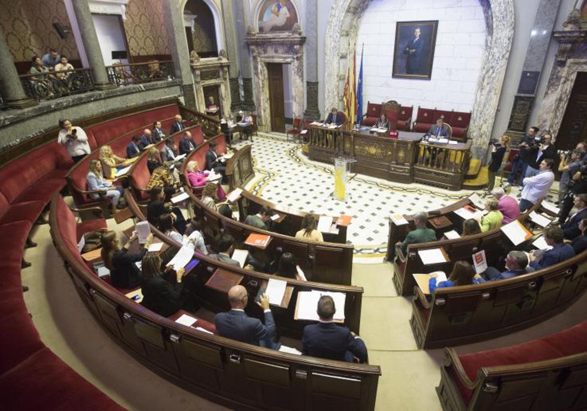 Vista general del hemiciclo en el pleno del pasado mes de diciembre.