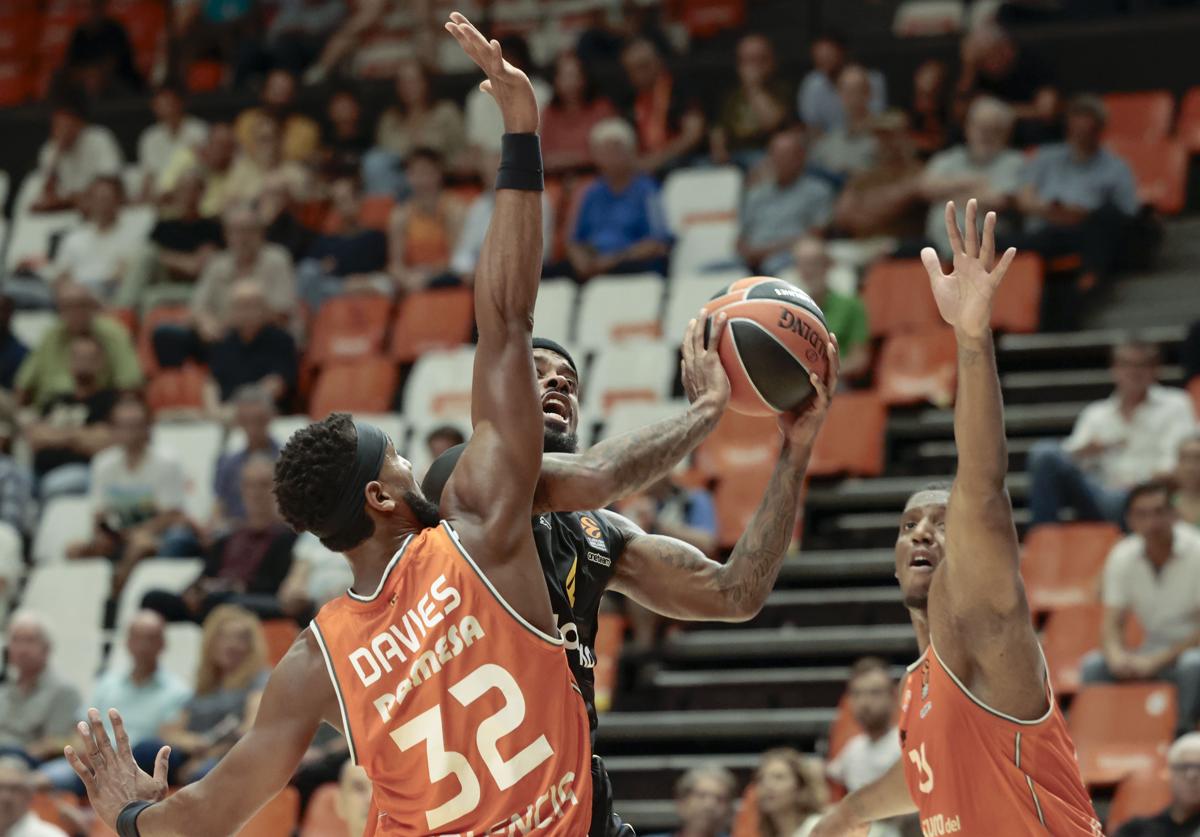 El Valencia Basket tumba al Maccabi y se coloca tercero e invicto en la Euroliga