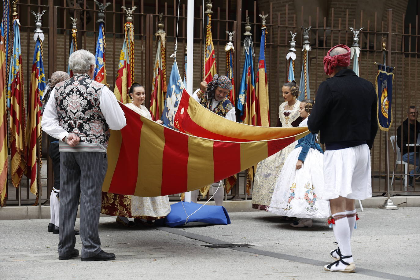 El Marítimo homenajea a la Senyera