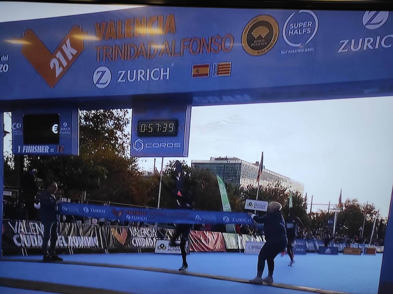 Fotos: las mejores imágenes del Medio Maratón de Valencia 2023