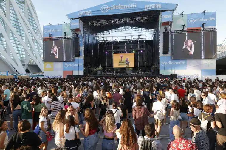 Público en el Festival de les Arts de Valencia.