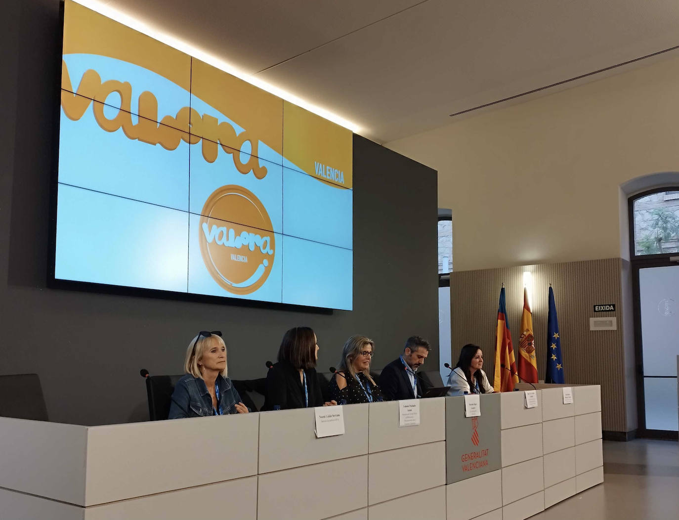 Mesa inaugural de la jornada en Valencia.