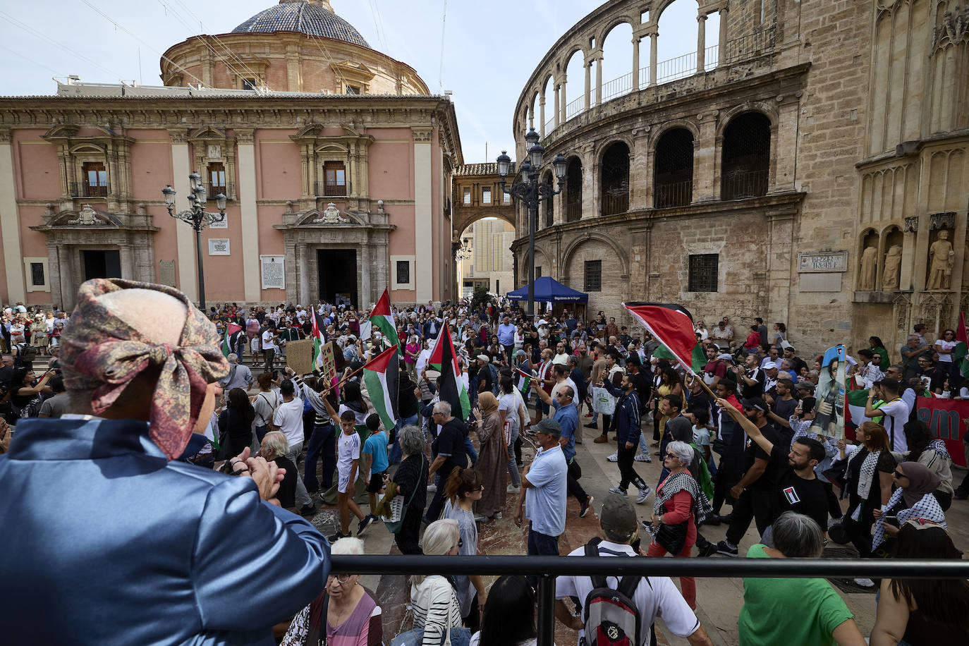 Miles de personas se manifestan en Valencia a favor de Palestina