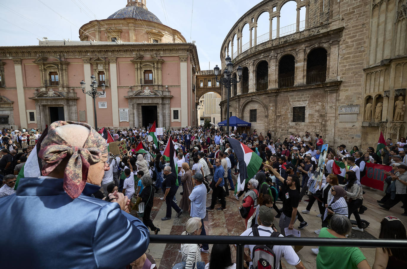 Miles de personas se manifestan en Valencia a favor de Palestina