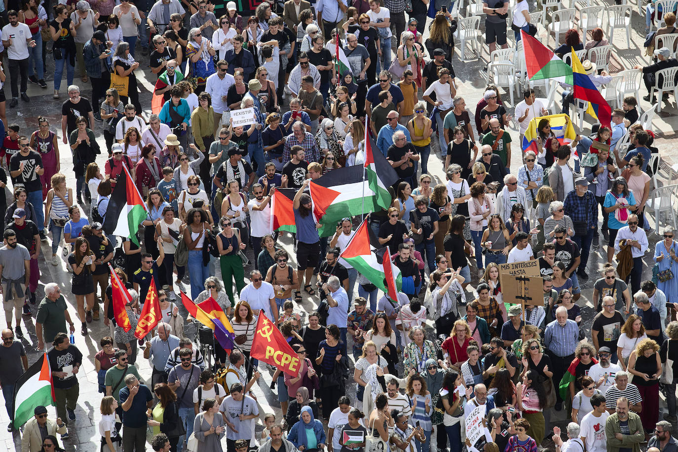 Miles de personas se manifestan en Valencia a favor de Palestina