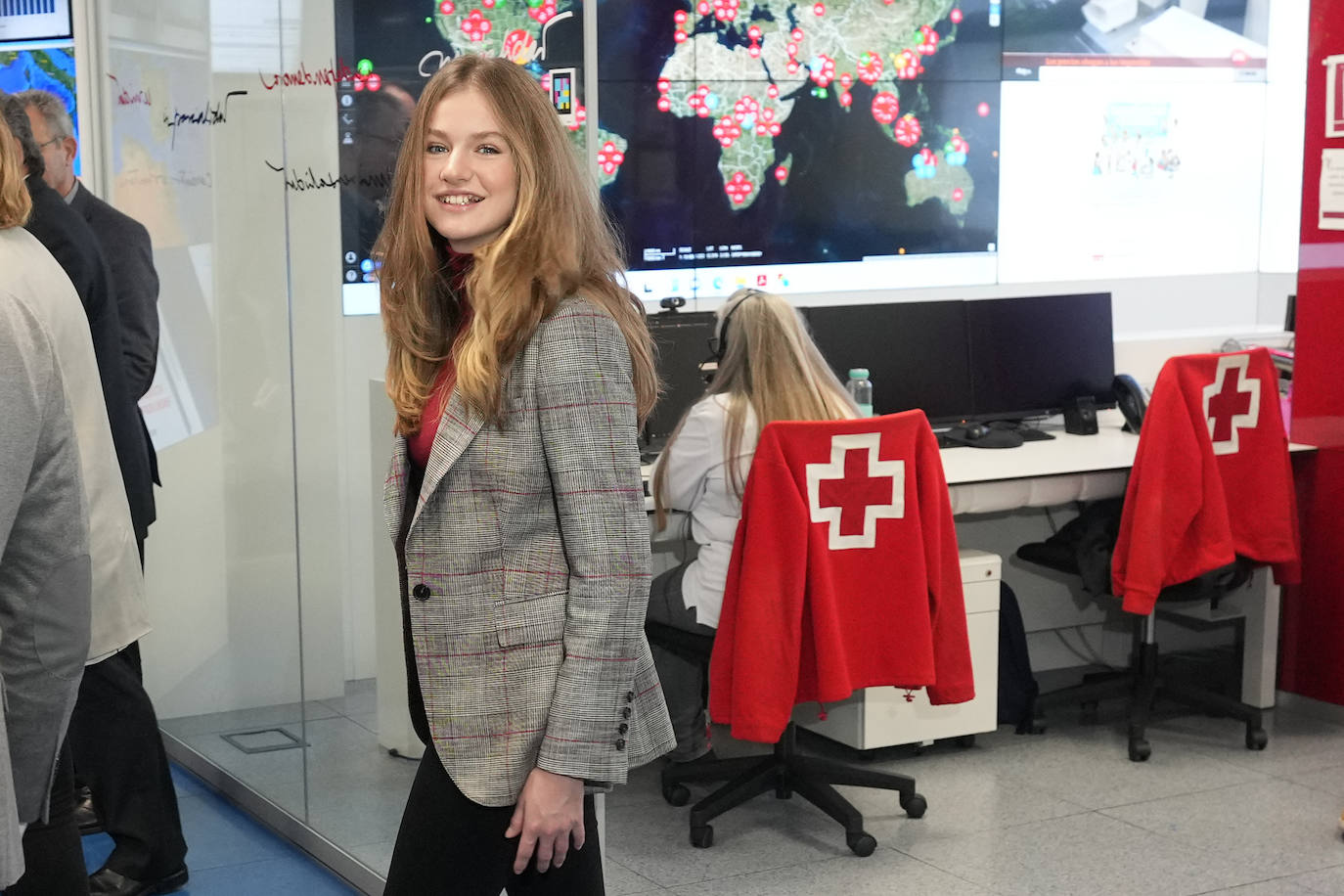 La princesa Leonor visita la sede de la Cruz Roja en Madrid, el 15 de diciembre de 2022.