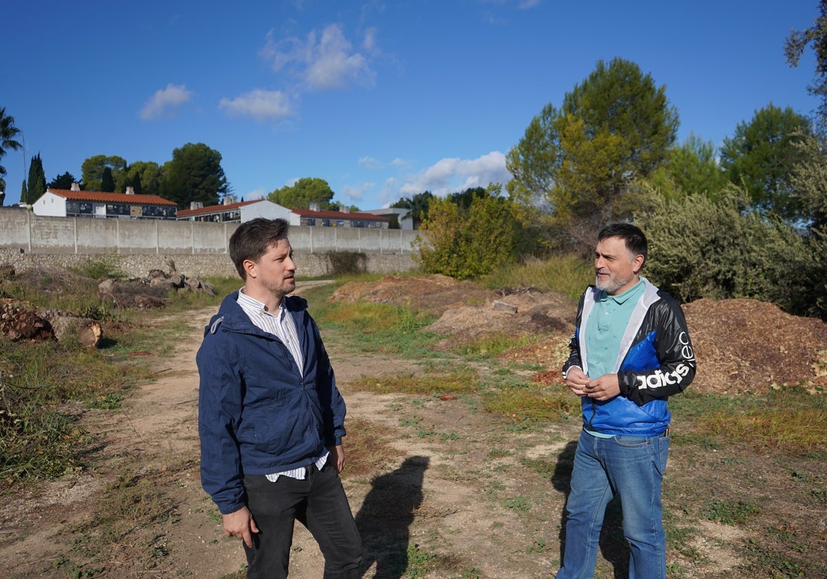 El suelo adquirido por el Ayuntamiento para la ampliación del cementerio.