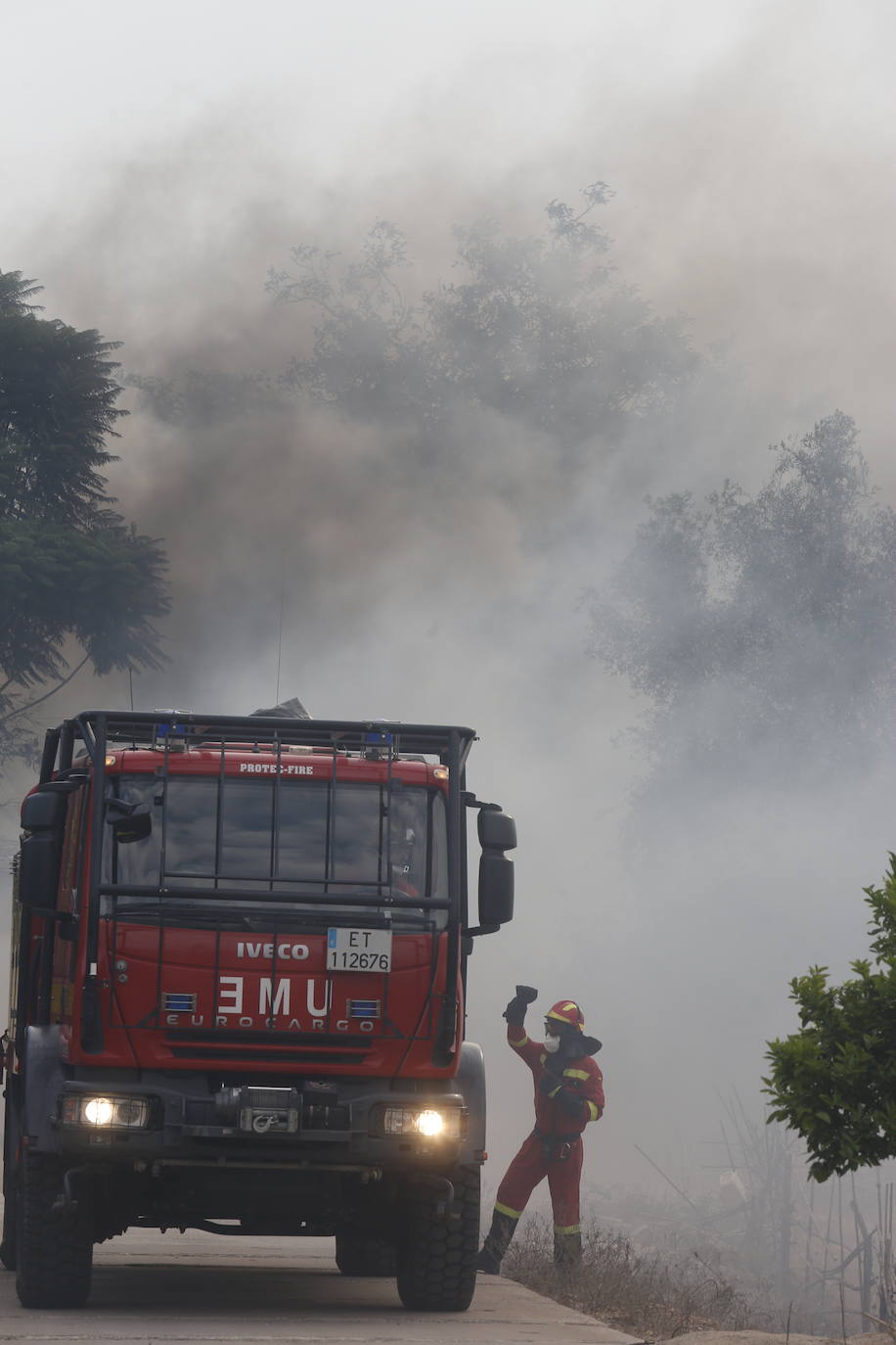 El incendio forestal de Montitxelvo, en imágenes