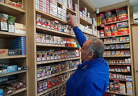 Un estanquero en una imagen de archivo.