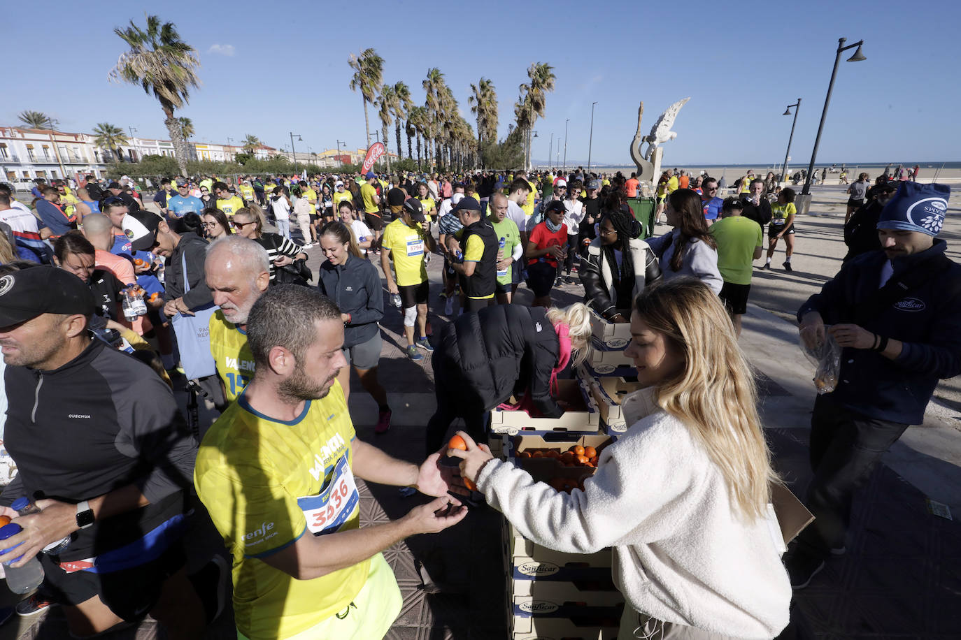 Las mejores imágenes que ha dejado la 15K Valencia Abierta al Mar