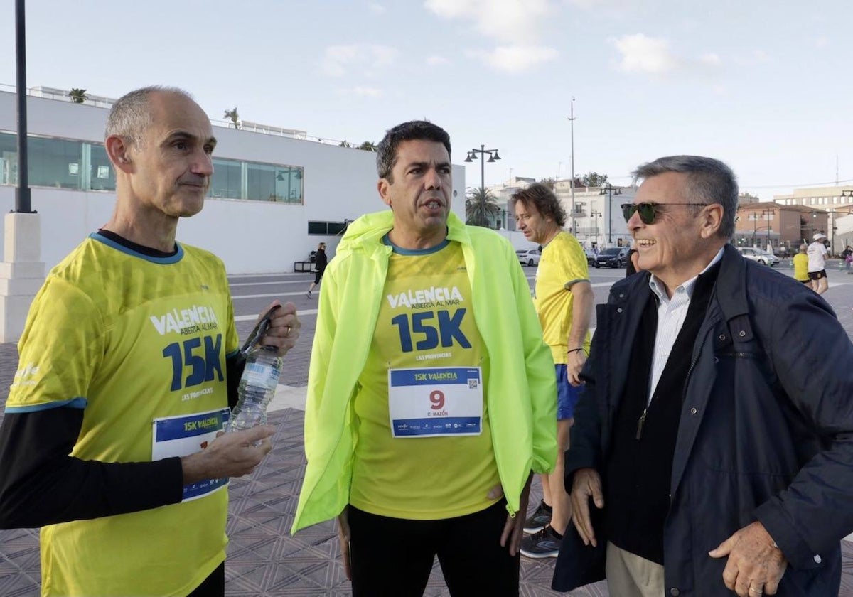 Carlos Mazón, junto a Jesús Trelis (izquierda), director de LAS PROVINCIAS, y Gonzalo Zarranz, presidente del consejo de administración.