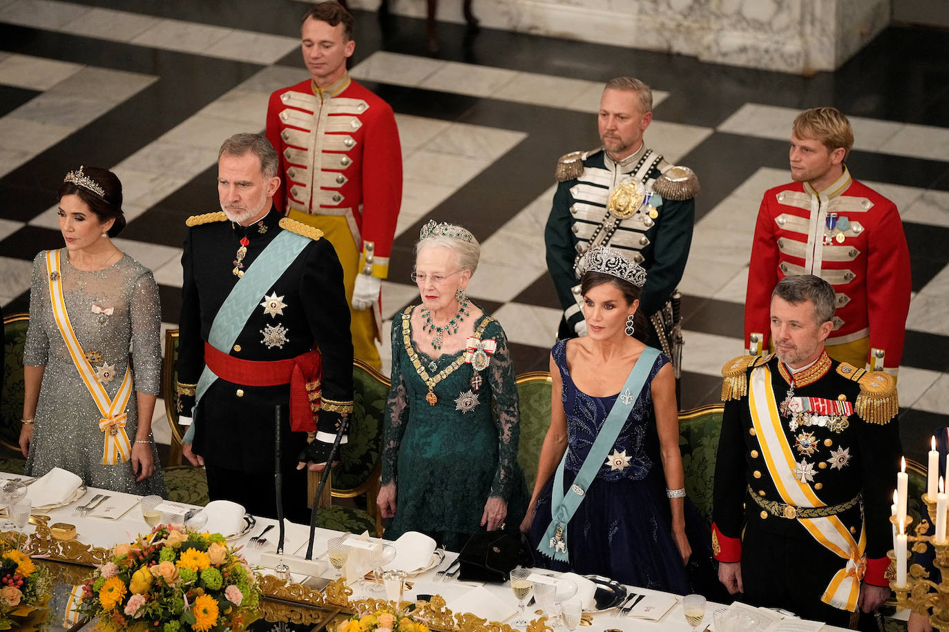 La espectacular tiara de Letizia en Dinamarca