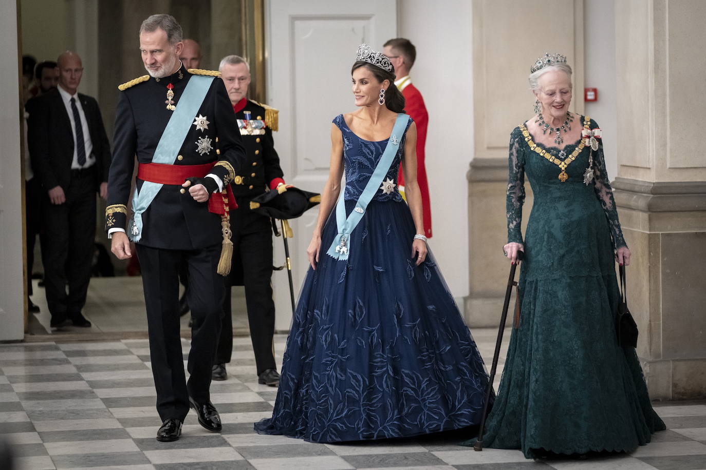 La espectacular tiara de Letizia en Dinamarca