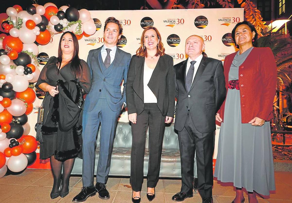 La asociación de comerciantes que ha cambiado la cara al centro de la ciudad cumple 30 años | las provincias