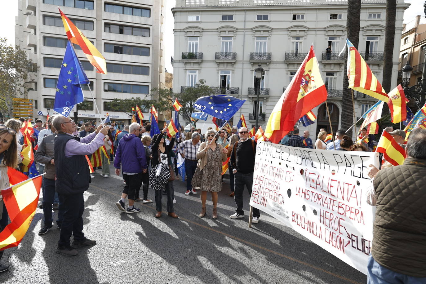 Fotos de la manifestación en Valencia contra la amnistía