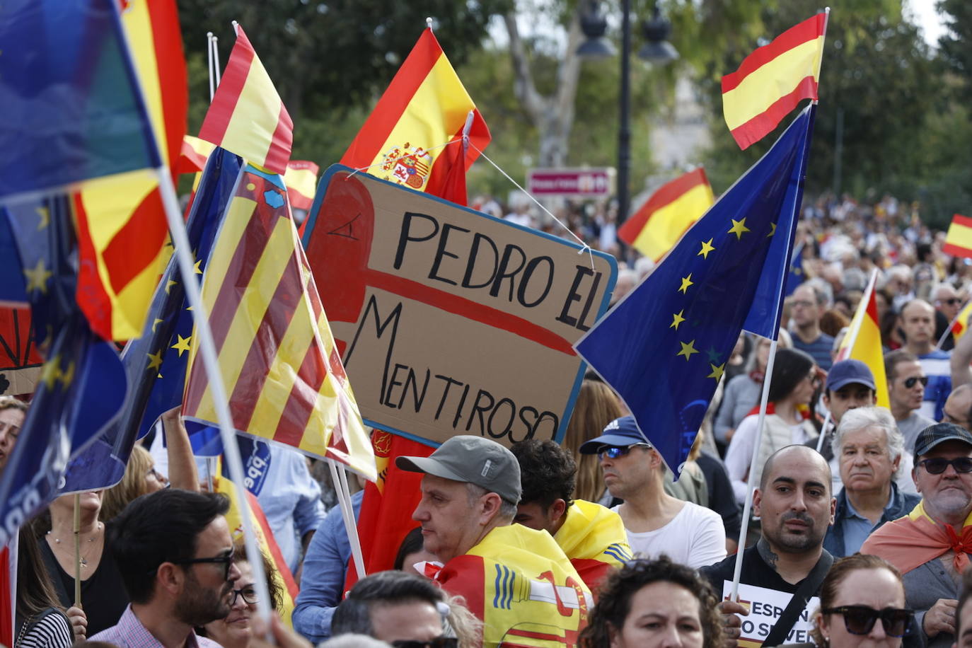 Fotos de la manifestación en Valencia contra la amnistía