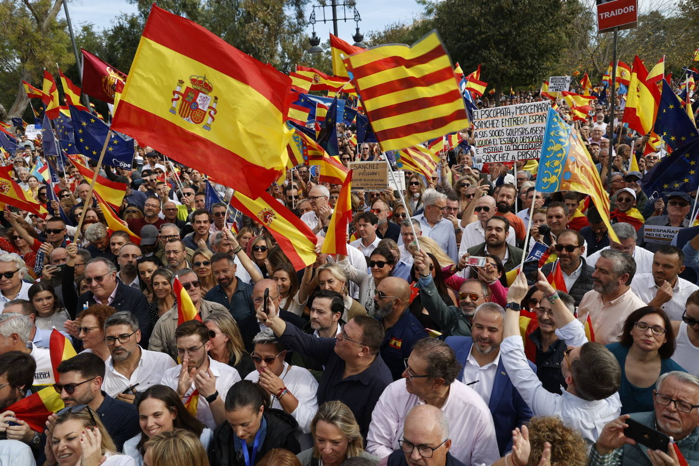 Fotos de la manifestación en Valencia contra la amnistía