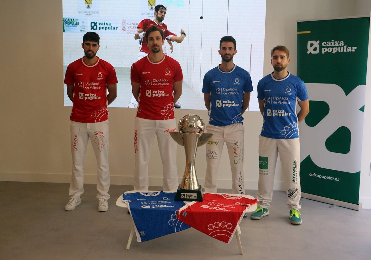 Los finalistas de la Copa de escala i corda, en la presentación del evento.