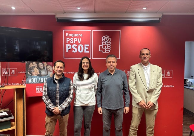 Los presidentes de las mancomunidades, el secretario comarcal y el portavoz socialista en Enguera.