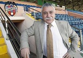 Caszely, en una imagen de archivo en el Ciutat.