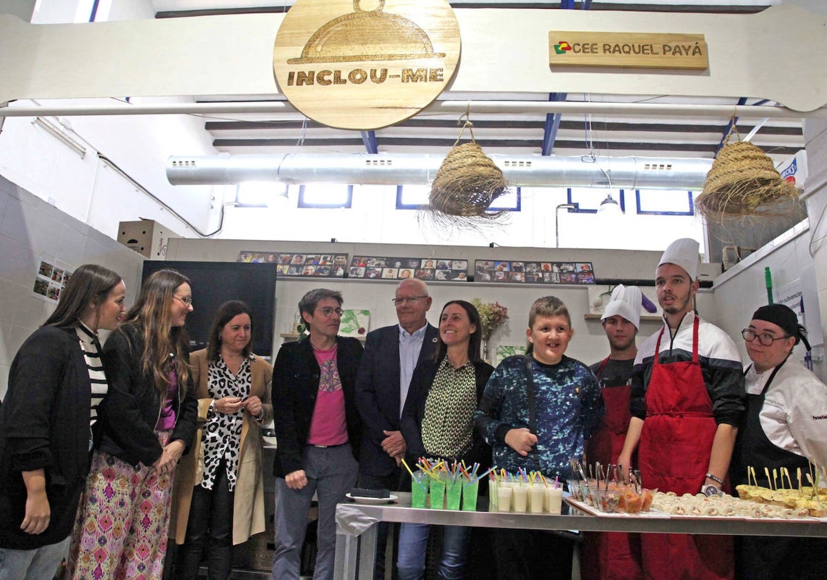 Imagen principal - Bocados inclusivos en el Mercat Municipal de Dénia