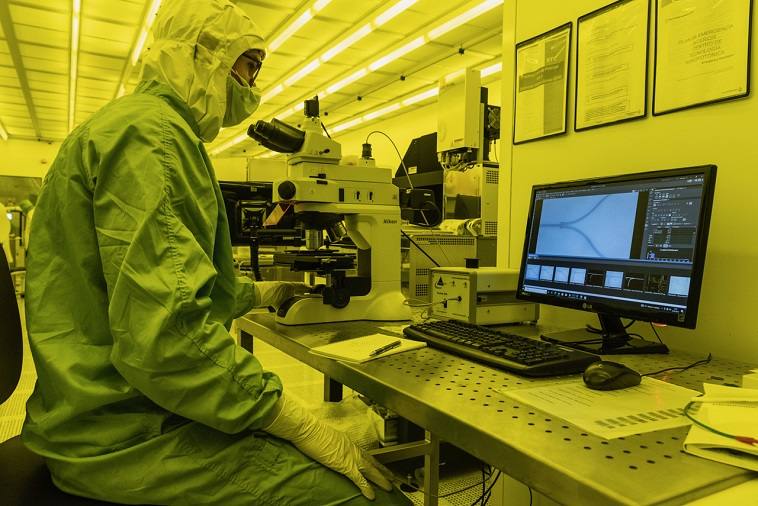 Centro de Tecnología Nanofotónica