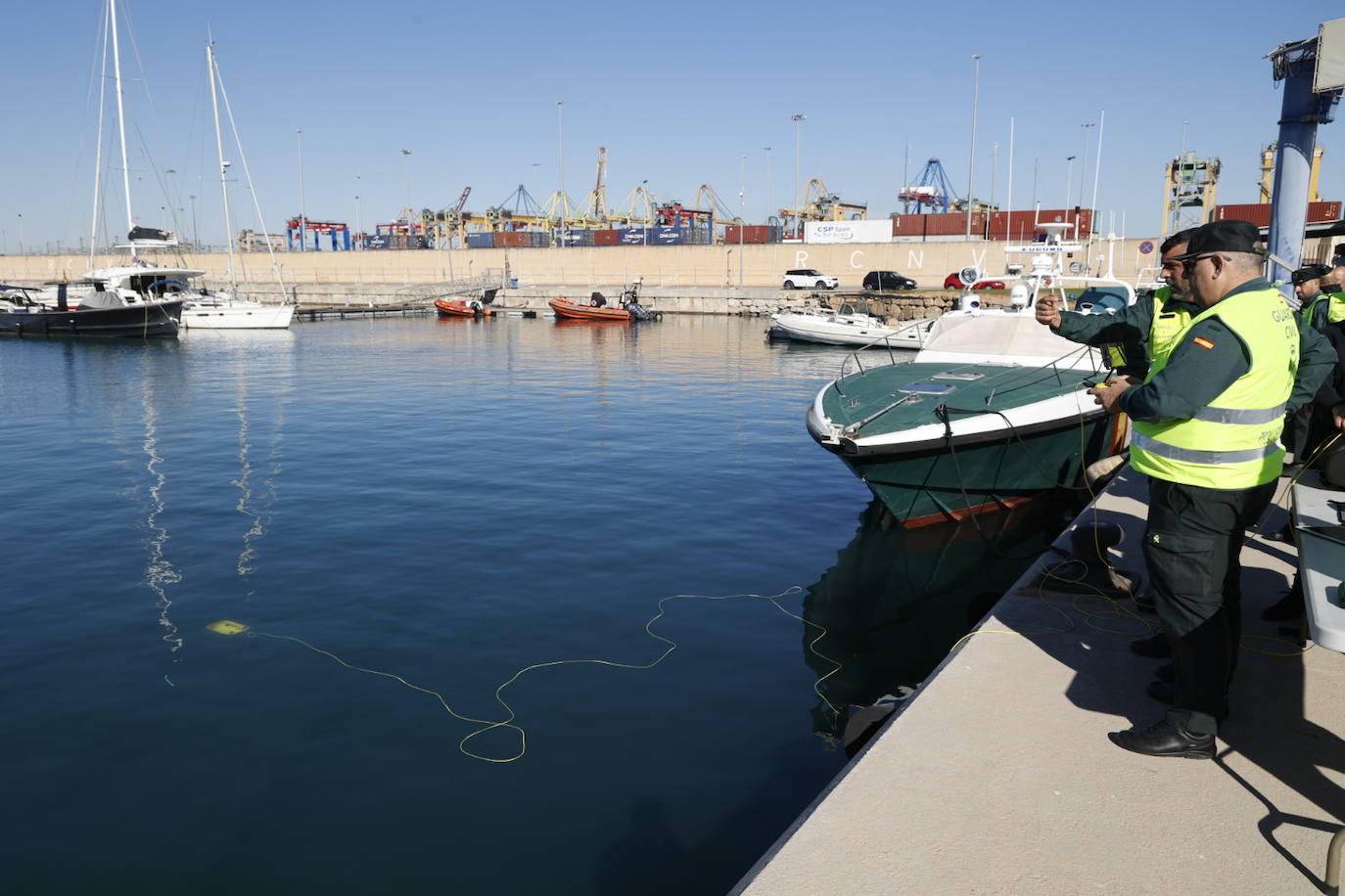 Presentación de los drones submarinos de la Guardia Civil detectar &#039;narcobuzos&#039;