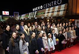 Las falleras mayores de Valencia y sus cortes, en Nuevo centro.