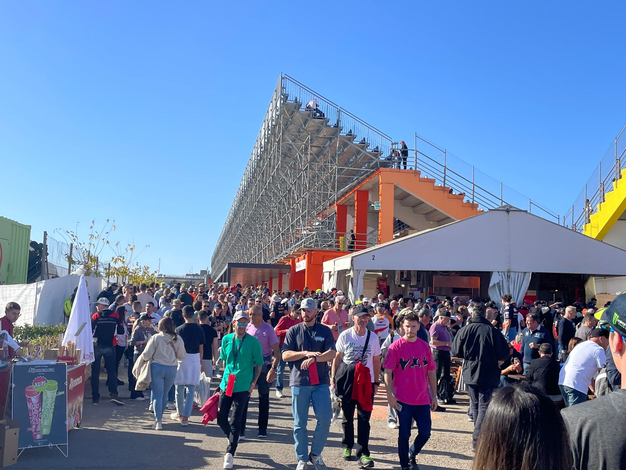 Lo mejor del Gran Premio de Cheste, en imágenes