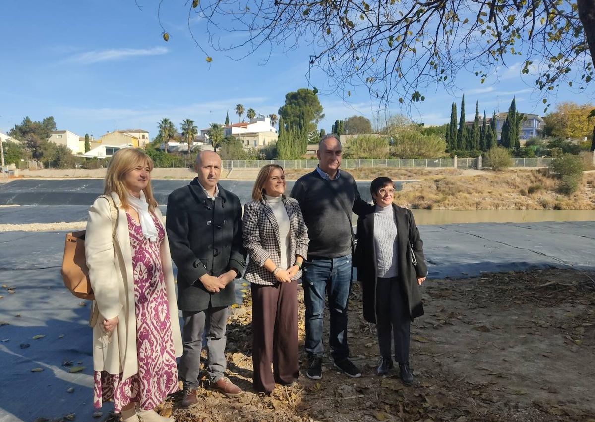 Imagen secundaria 1 - El río Albaida resurge en la Ribera tras la eliminación de las cañas