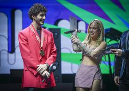 Ana Mena pone el broche final a la fiesta del Gran Premio de la Comunitat