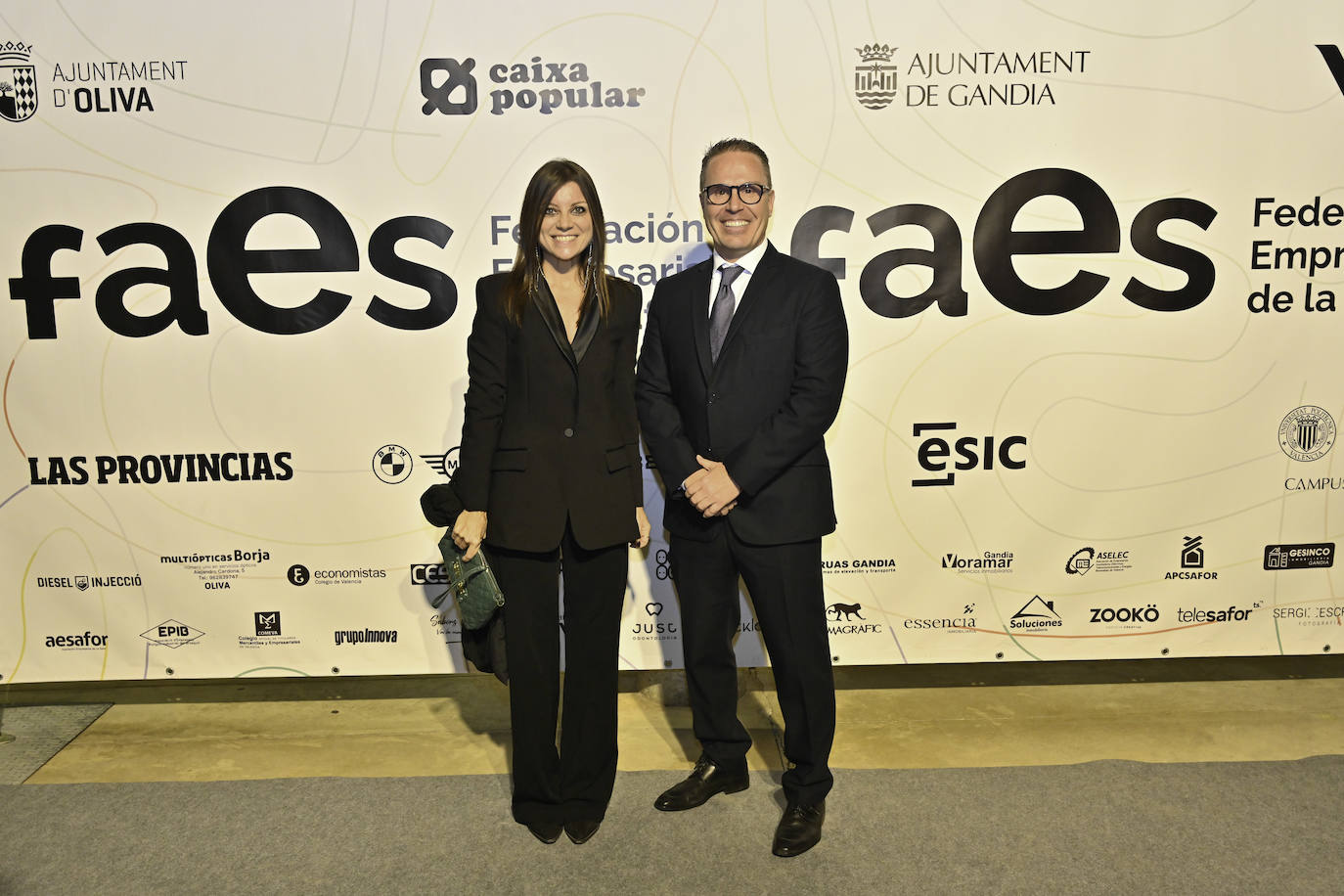 La gala de los Premios FAES reconoce a las mejores empresas del año de la Safor