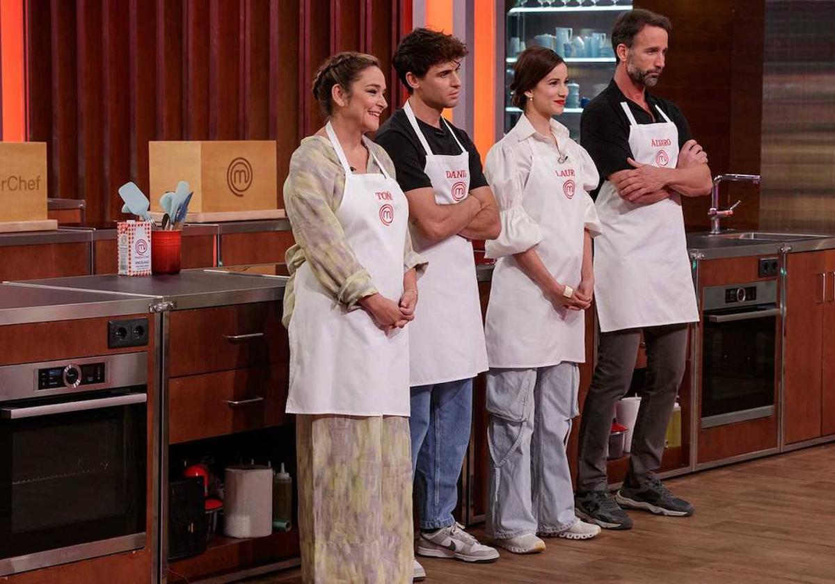 Los cuatro finalistas de 'MasterChef'.