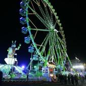 La Feria de atracciones de Navidad abre en Valencia con tres montañas rusas y una espectacular iluminación