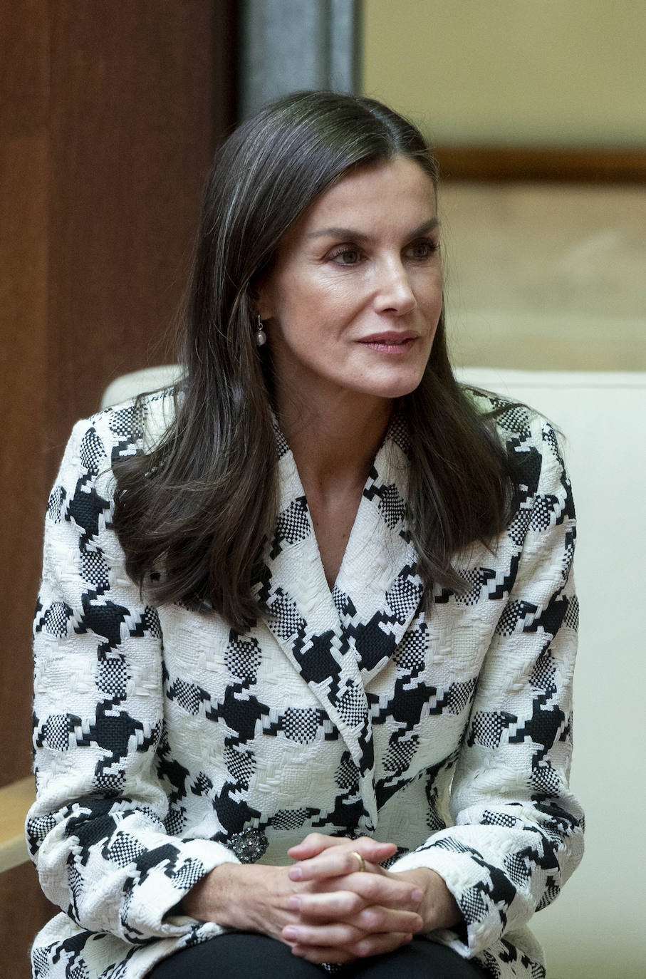 Letizia recupera su chaqueta más icónica