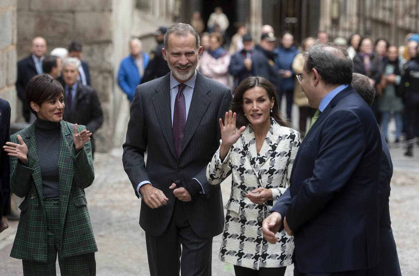 Letizia recupera su chaqueta más icónica