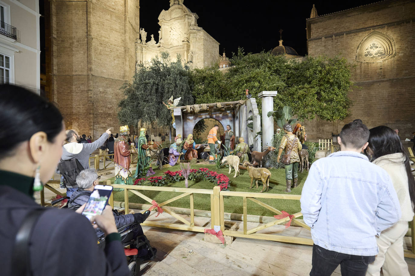 Valencia se ilumina para la Navidad