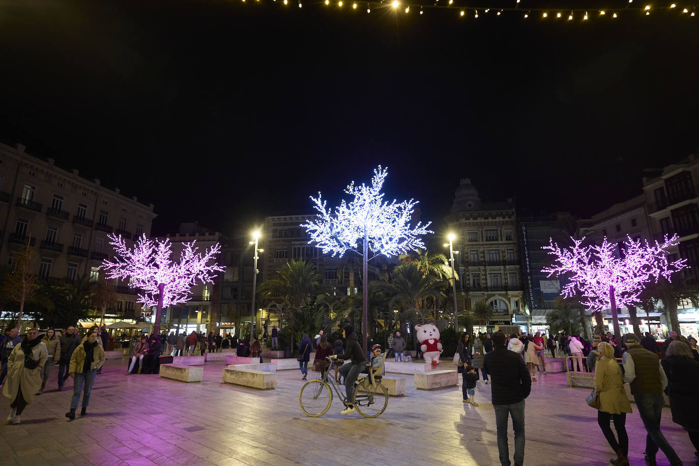 Valencia se ilumina para la Navidad