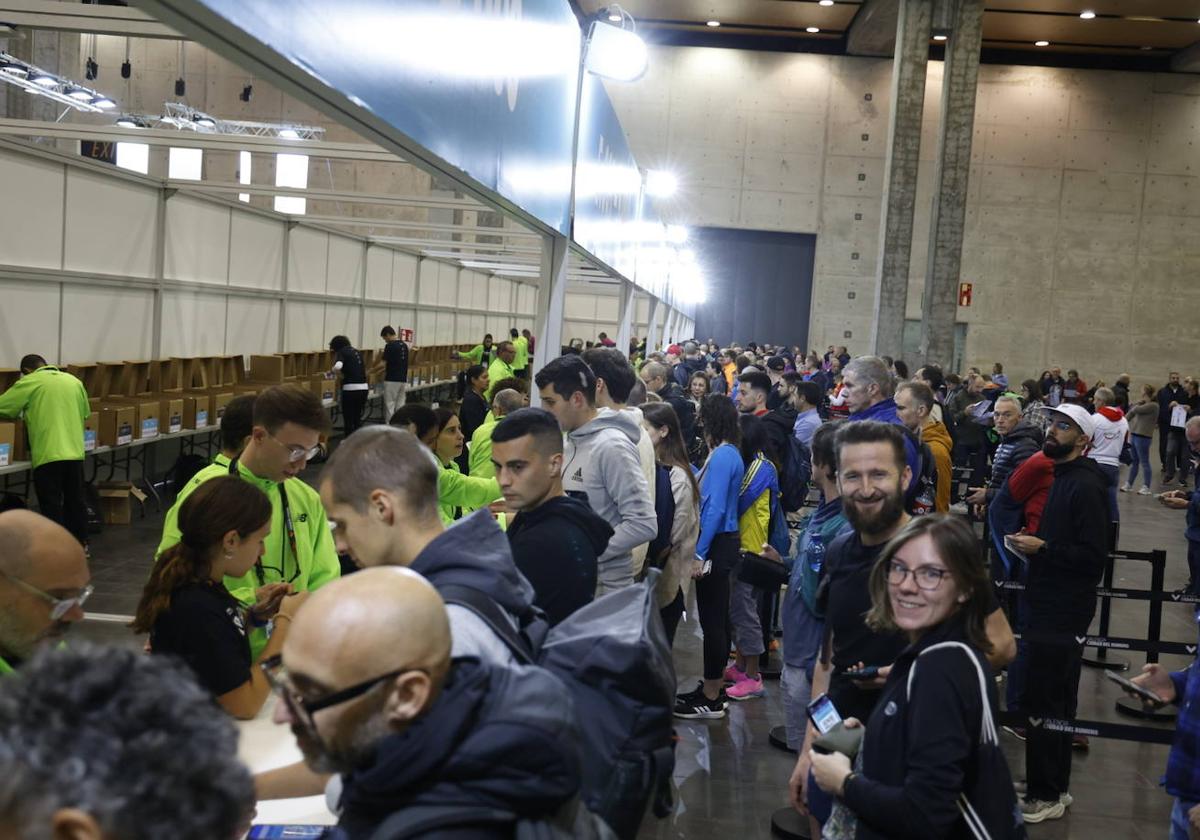 La feria del corredor se llena a pocas horas del Maratón de Valencia