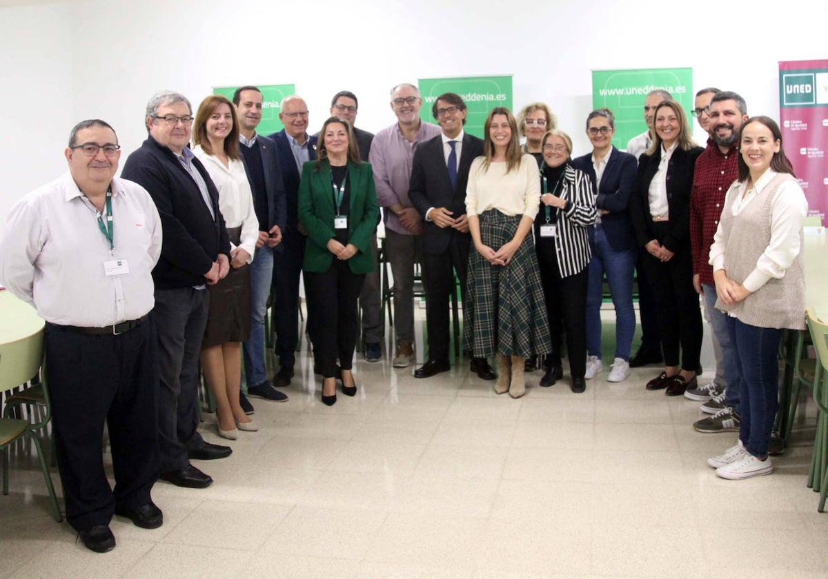 Los participantes en la junta rectora celebrada este viernes en Dénia.