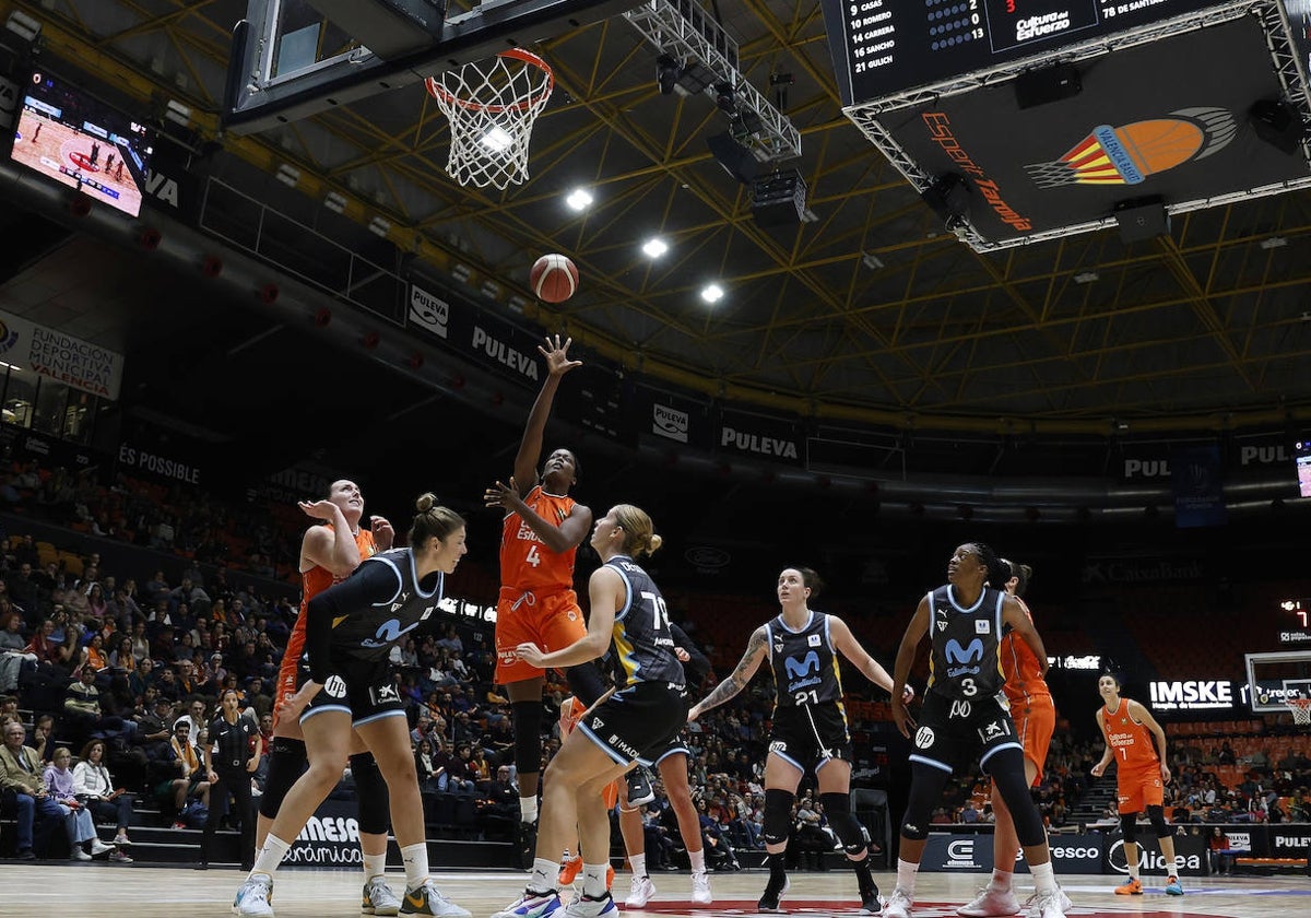 El Valencia Basket cura las heridas de la Euroliga con otro amplio triunfo liguero