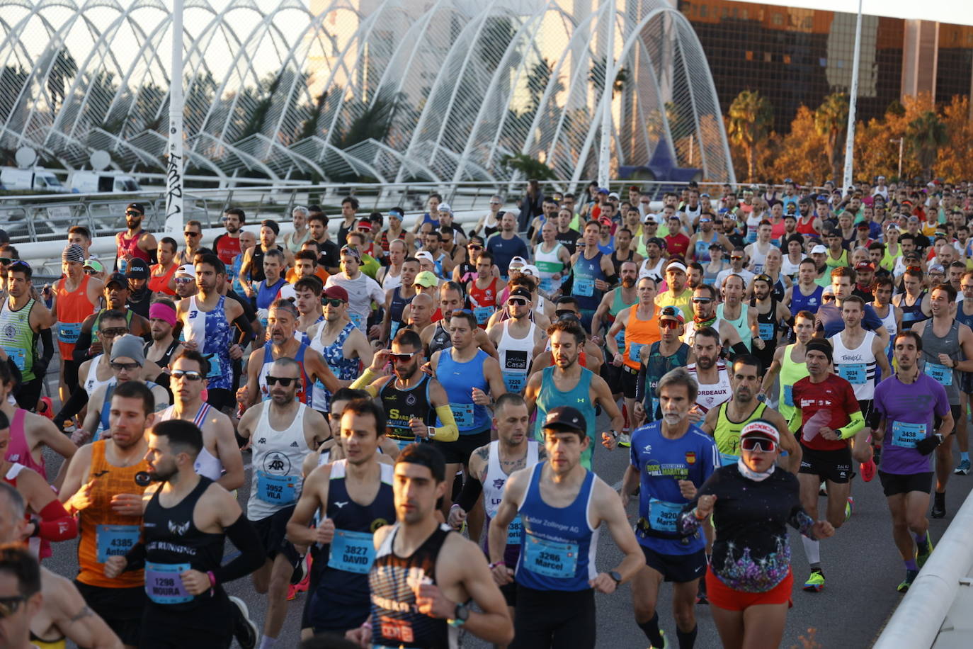 La emocionante salida del Maratón de Valencia 2023