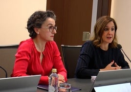 La presidenta de la APV, Mar Chao, y la alcaldesa de Valencia, María José Catalá.