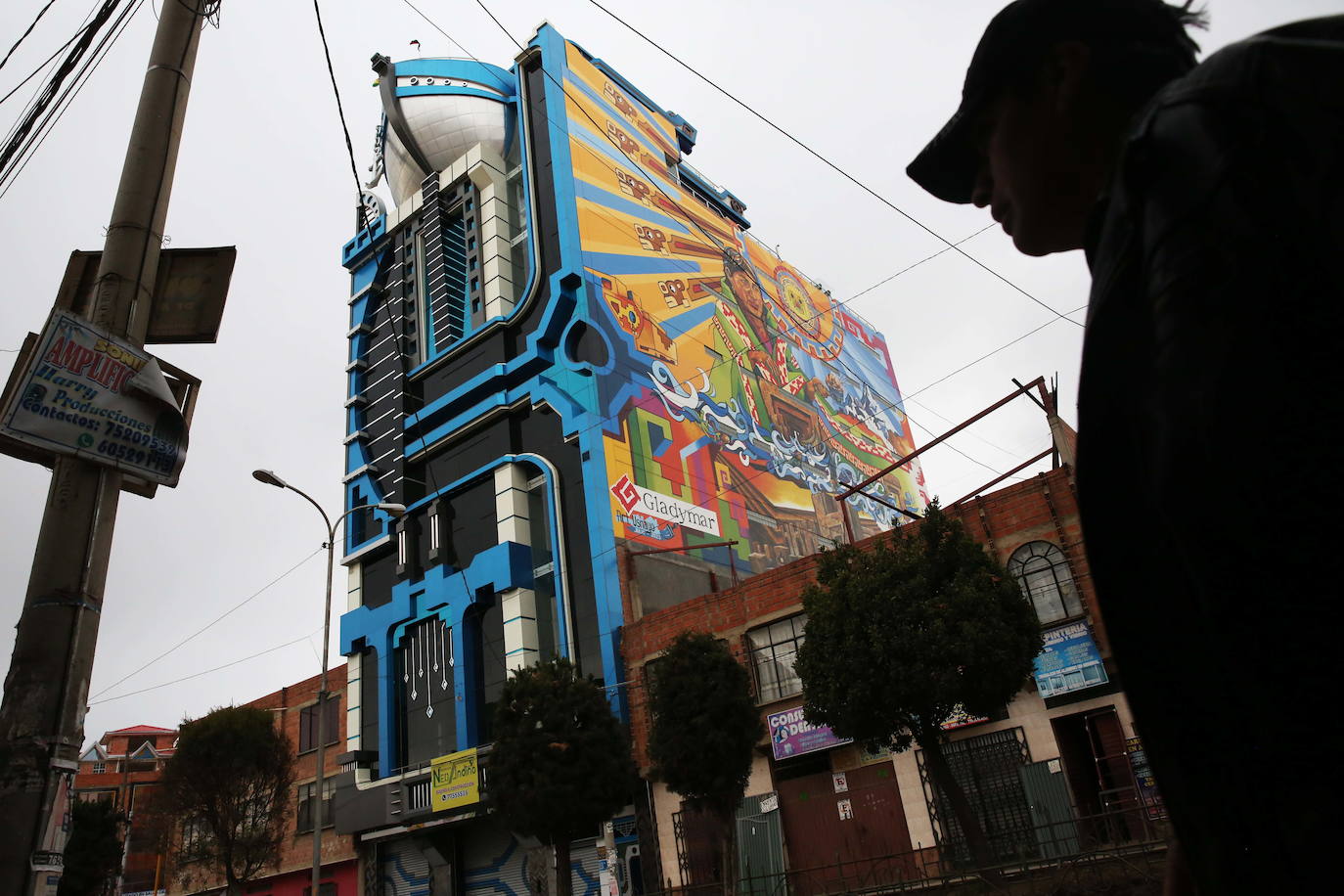 El extravagante lujo de los &#039;cholets&#039;, las casas de los ricos en Bolivia