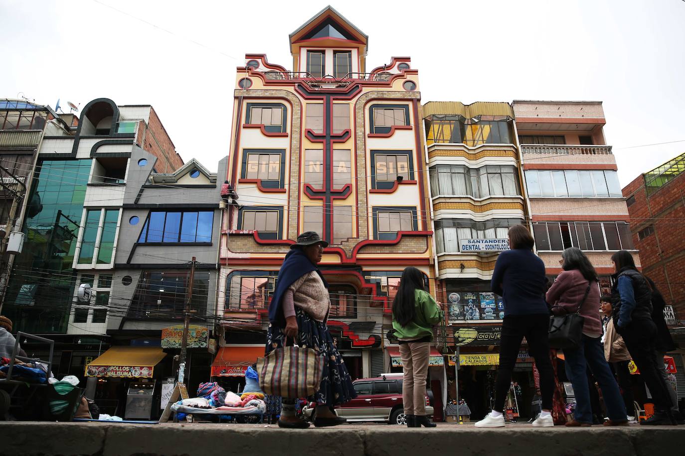 El extravagante lujo de los &#039;cholets&#039;, las casas de los ricos en Bolivia