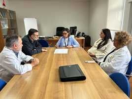 Reunión enre la gerente y miembros del PP de l'Alcúdia.