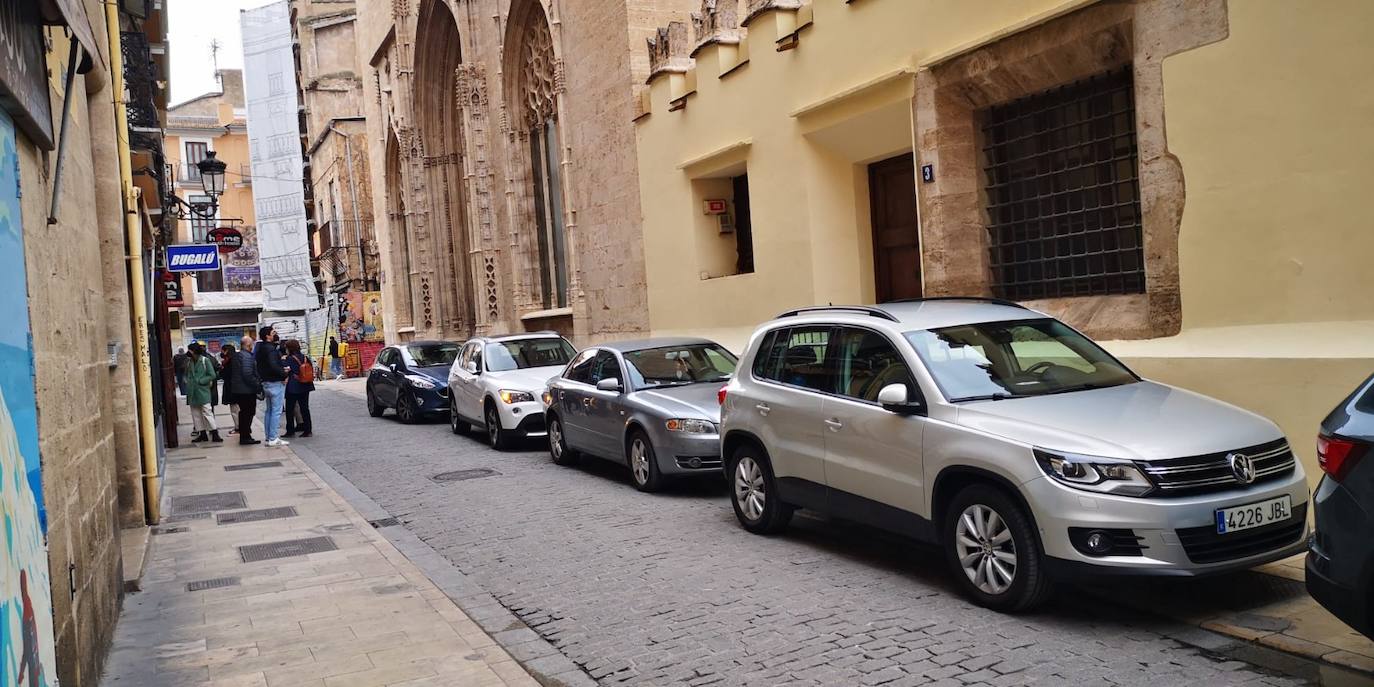 Fotos: La Lonja, zona de aparcamiento en el centro de Valencia