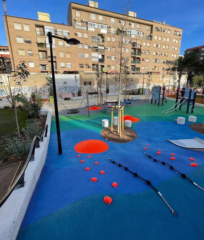 Imagen secundaria 2 - Valencia estrena un nuevo jardín de 2.700 metros cuadrados