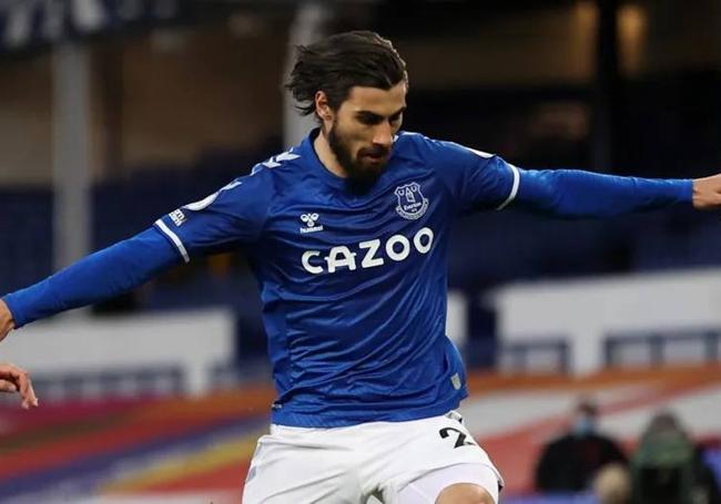 André Gomes, con el Everton.